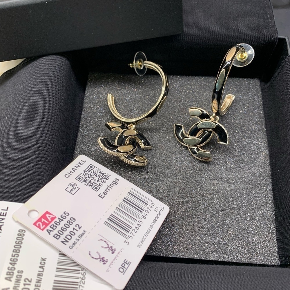 CHANEL Metal Gold & Black Earrings - Picture 7 of 14